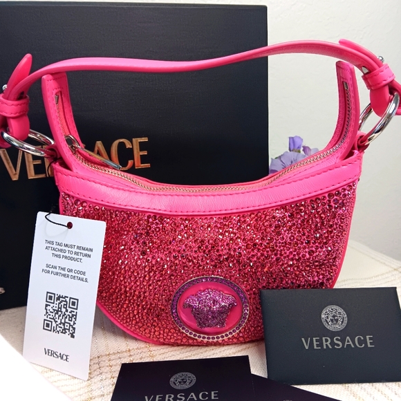GIVEAWAY β¨οΈ π π NWT VERSACE PINK CRYSTALS BAG β¨οΈ - Picture 7 of 15